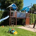 Elmenhorst בית הארחה 3*
